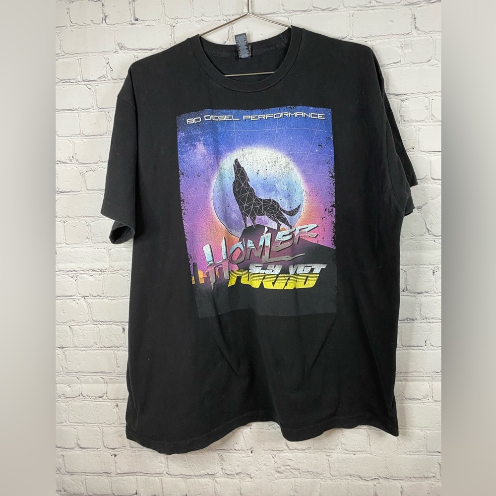 Vaporwave Howler Turbo men’s tshirt size xl